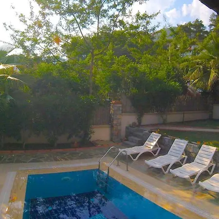 Luna By Safiya Göcek